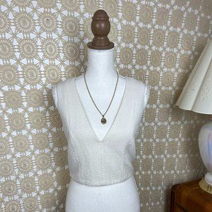 Alice + Olivia Off White Textured Deep-V Crop Top / Size 6 / Small/Medium